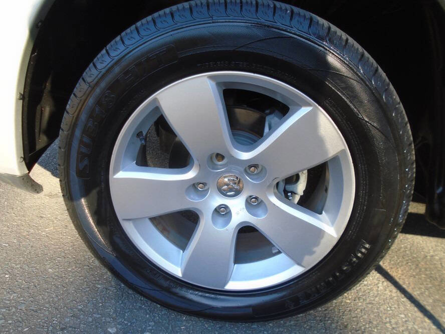 Used 2012 RAM 1500 Express image 24