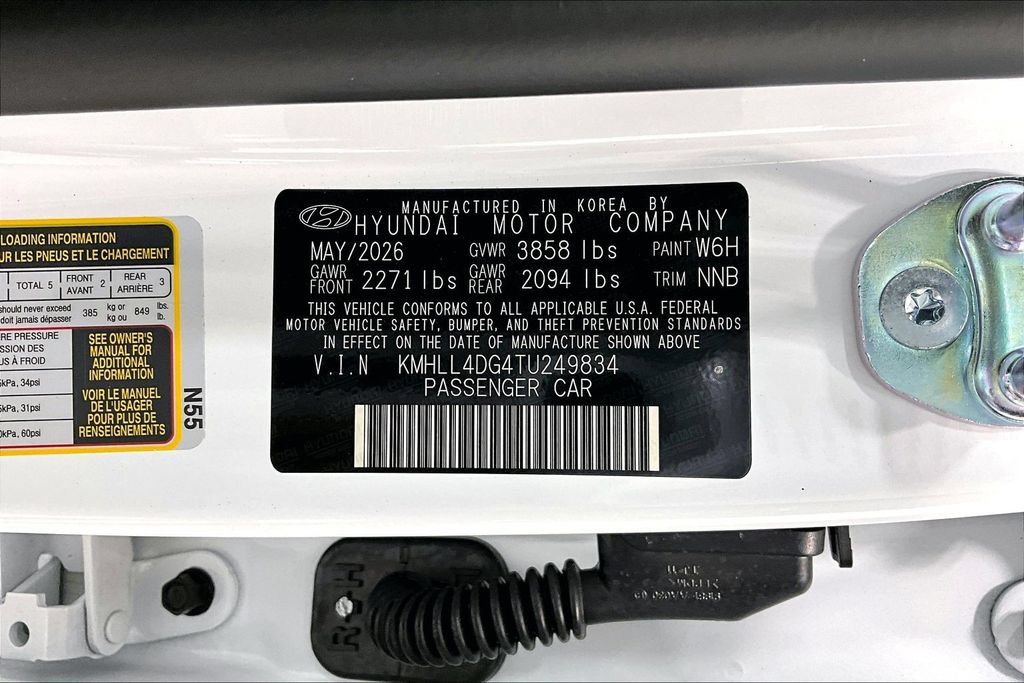 Used 2026 Hyundai Elantra SE FWD image 31