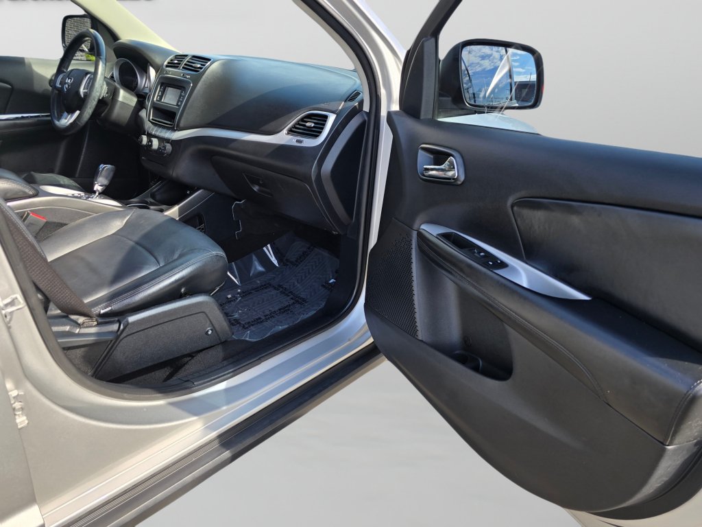 Used 2013 Dodge Journey SXT w/ Flexible Seating Group AWD/4WD image 26