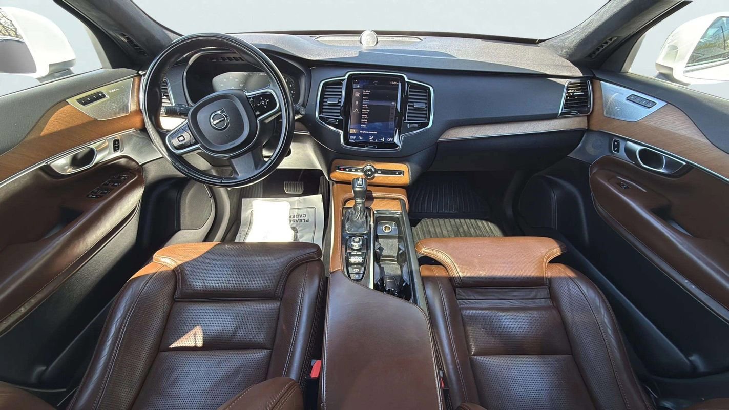 Used 2018 Volvo XC90 T6 Inscription w/ Luxury Package image 10