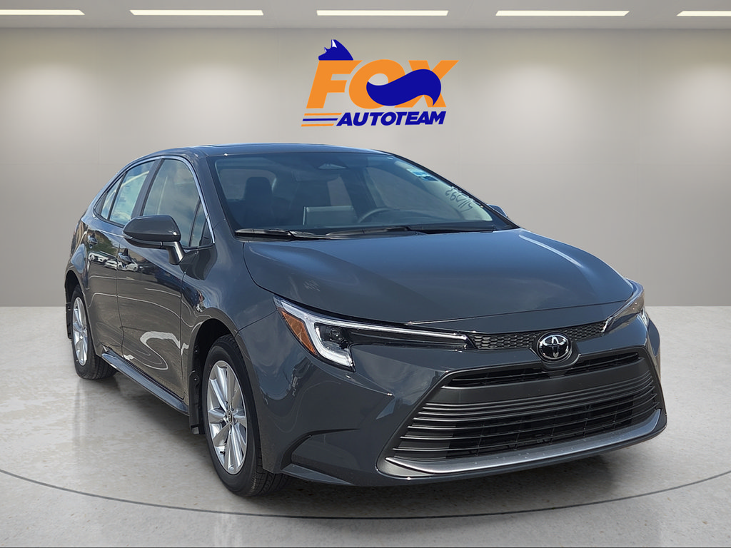 Used 2026 Toyota Corolla XLE FWD image 6