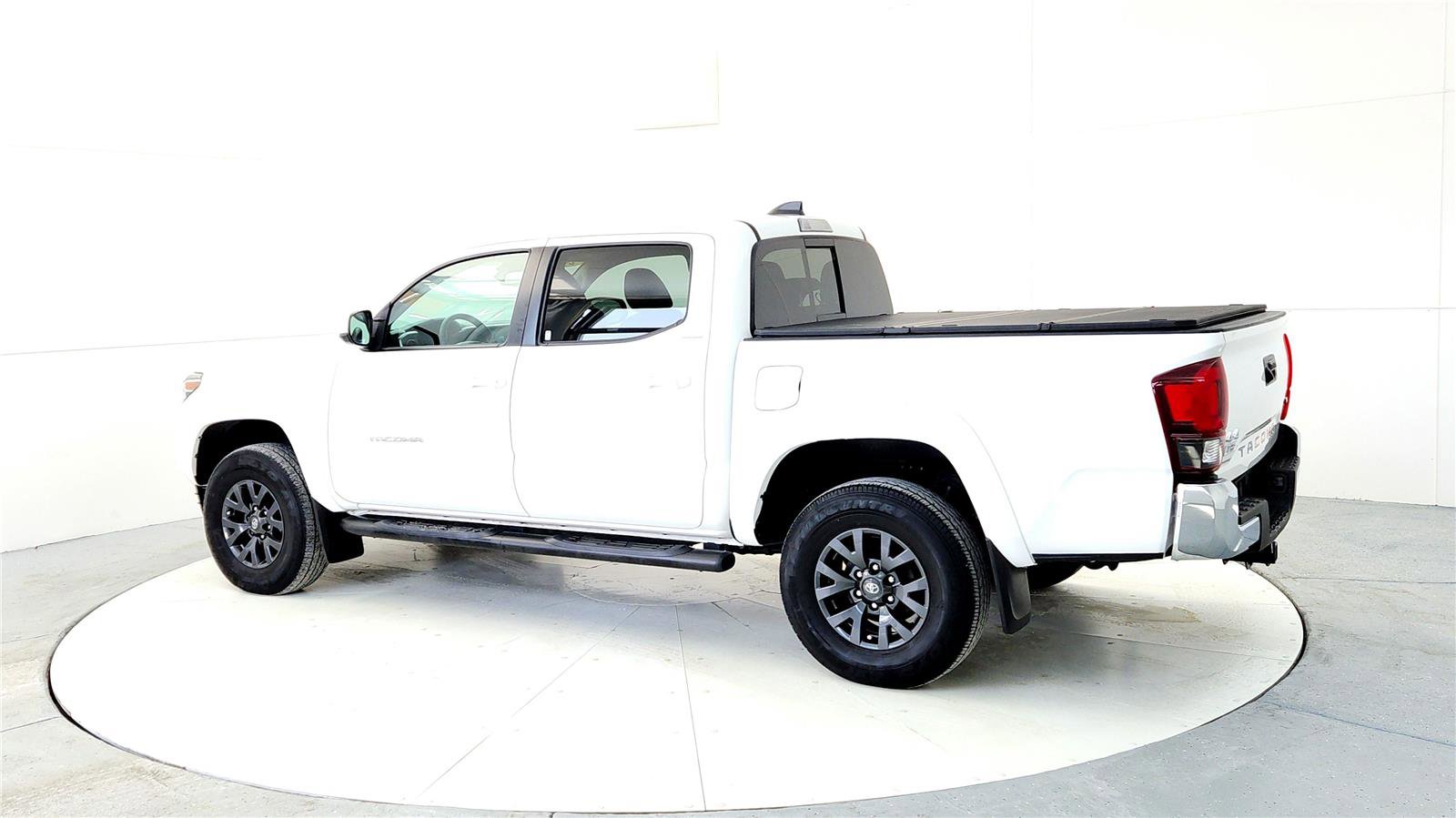 Certified 2023 Toyota Tacoma SR5 image 4