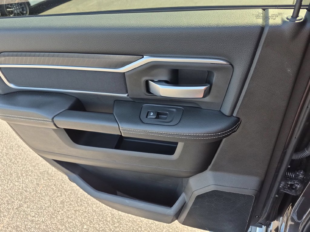 Certified 2026 RAM 2500 Big Horn AWD/4WD image 23