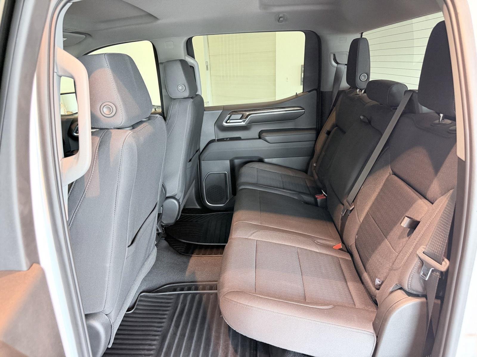 Used 2023 GMC Sierra 1500 Elevation AWD/4WD image 24