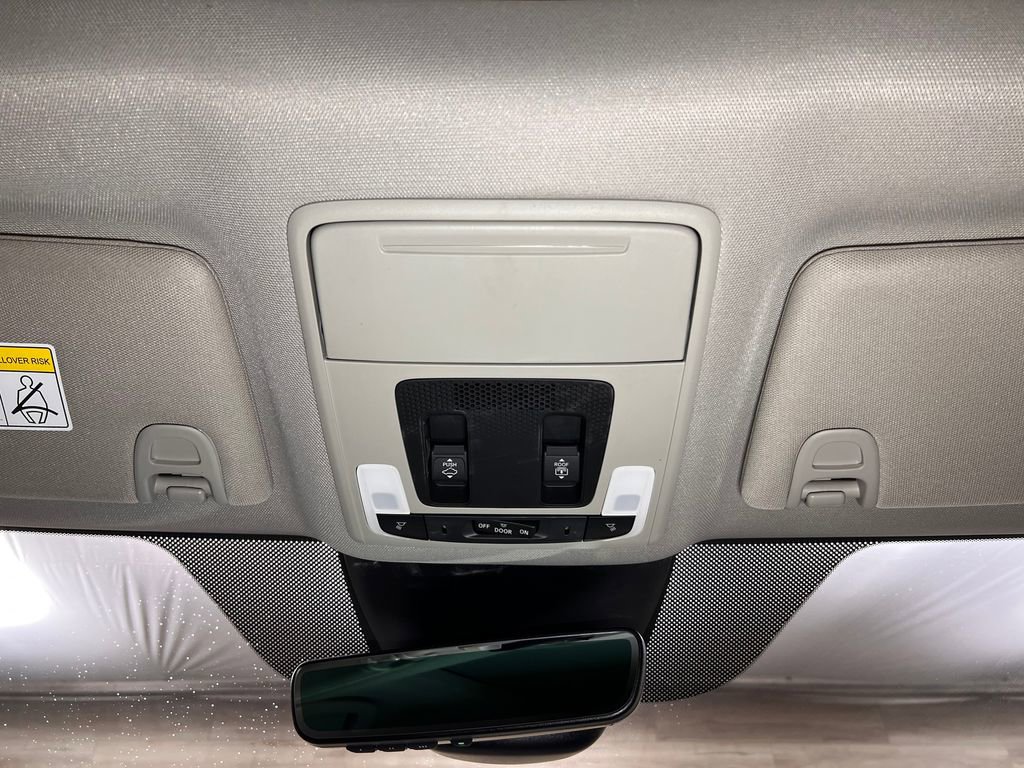 Used 2023 Honda Pilot Touring image 14