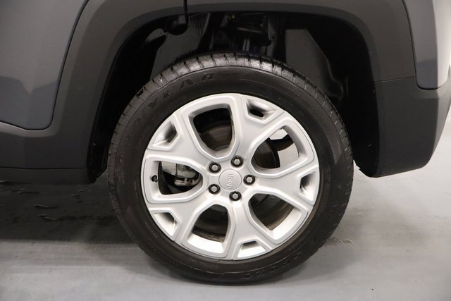 Certified 2022 Jeep Renegade Limited image 24