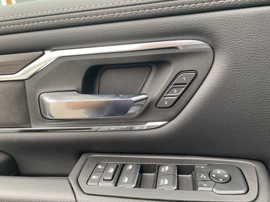 New 2026 RAM 1500 Laramie w/ Sport Appearance Package image 23