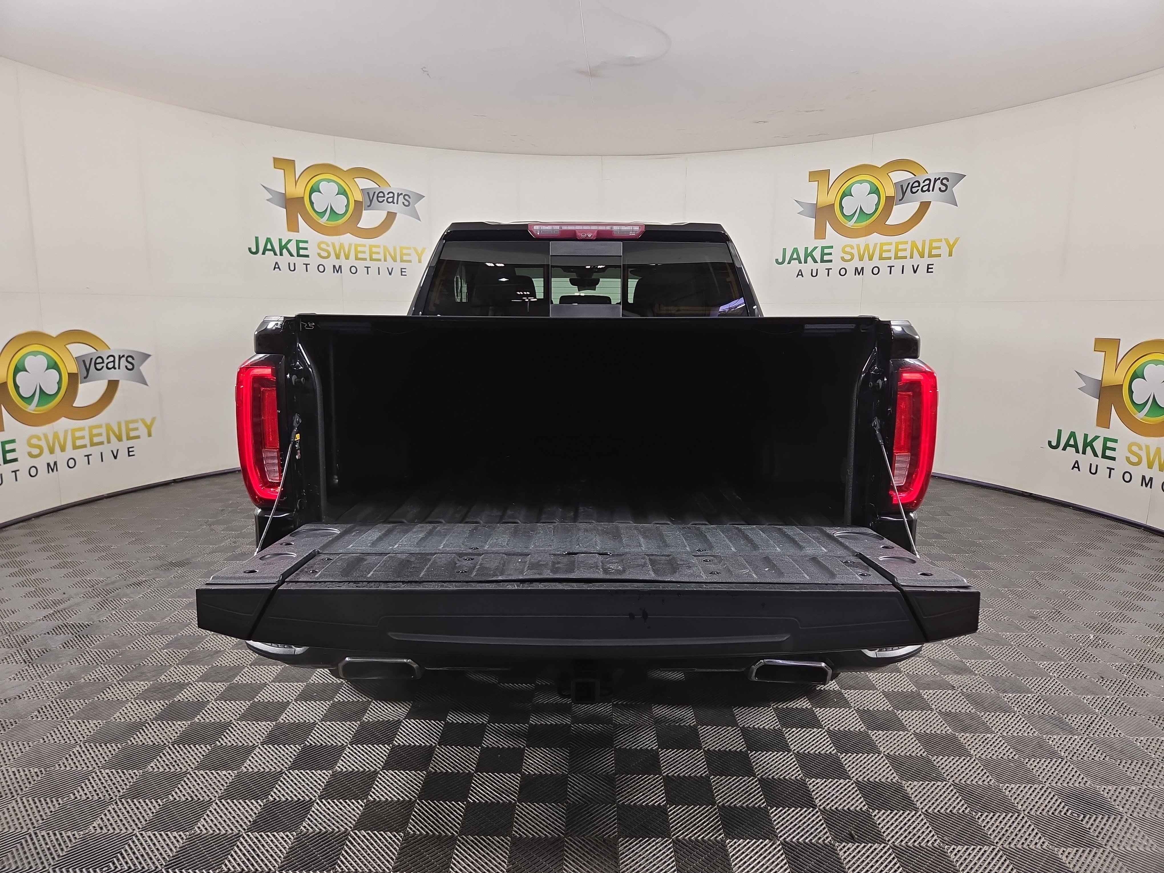 Used 2021 GMC Sierra 1500 AT4 w/ AT4 Value Package AWD/4WD image 32