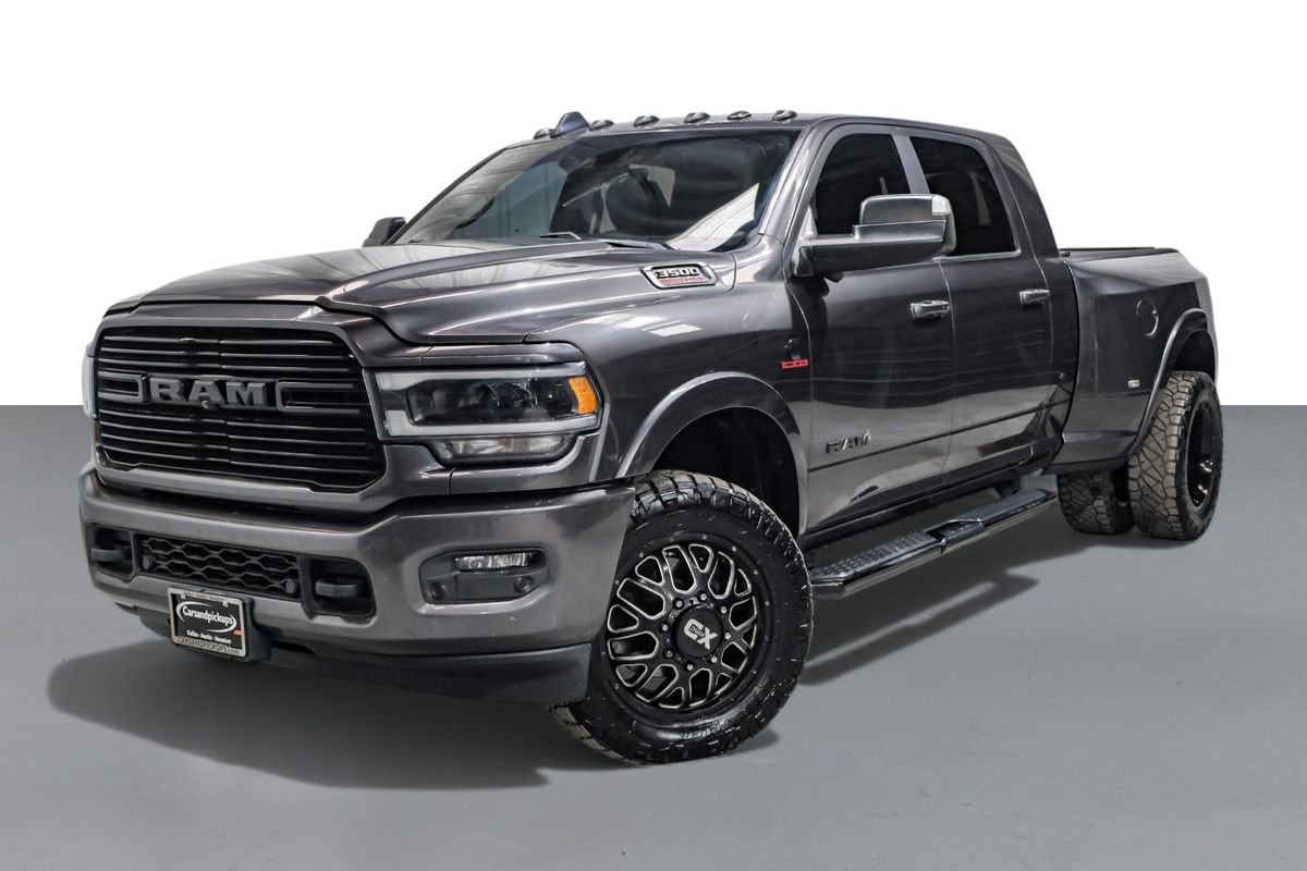 Used 2020 RAM 3500 Laramie w/ Night Edition image 4