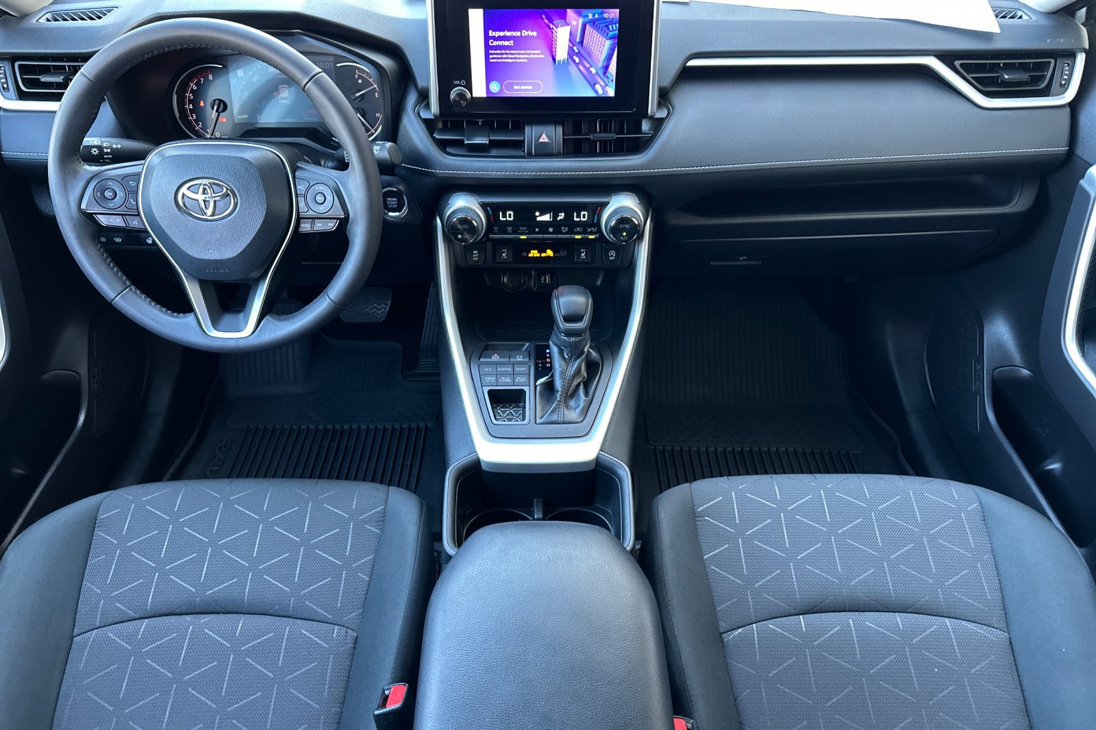 Used 2024 Toyota RAV4 XLE w/ Convenience Package AWD/4WD image 13