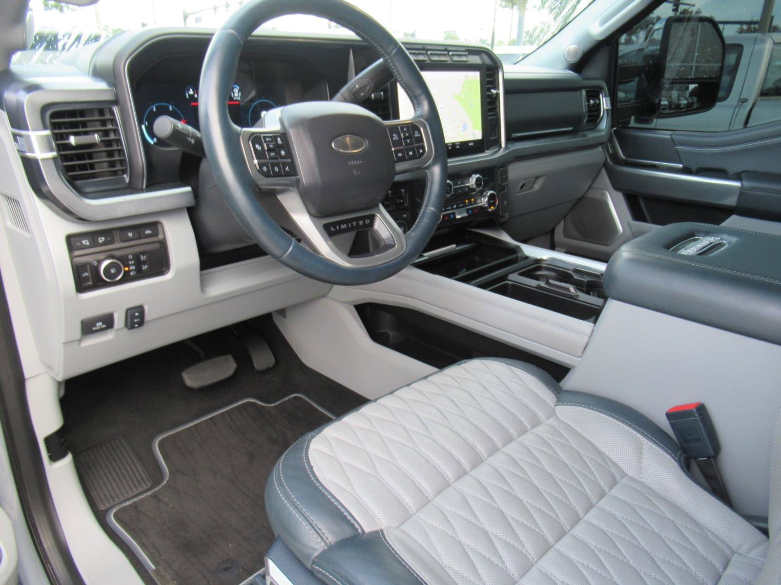 Used 2024 Ford F250 Limited w/ FX4 Off-Road Package AWD/4WD image 16