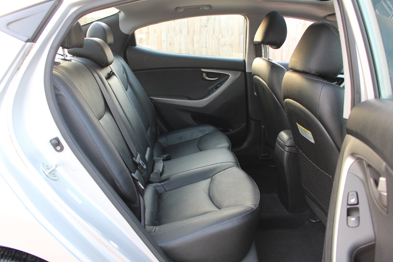 Used 2013 Hyundai Elantra Limited image 33