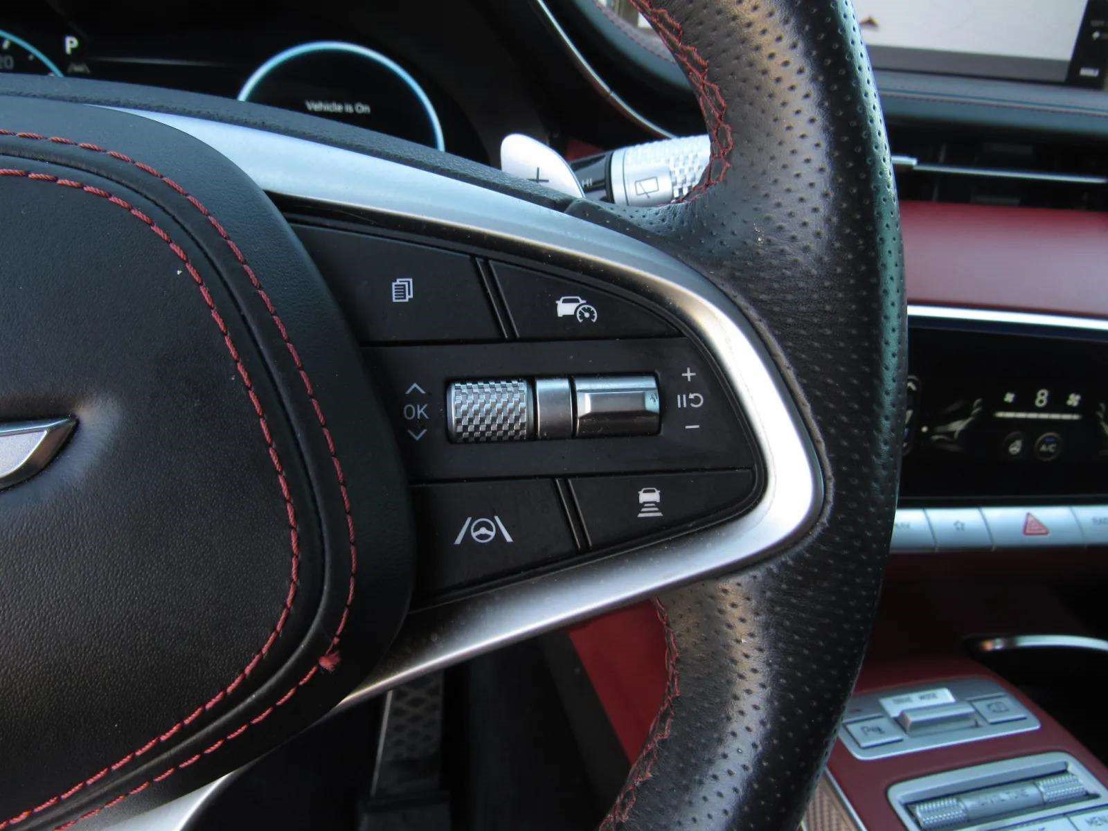 Used 2023 Genesis GV70 2.5T w/ Sport Prestige Package AWD/4WD image 27