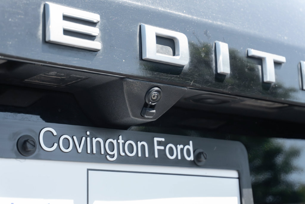 Used 2025 Ford Expedition Active RWD image 17