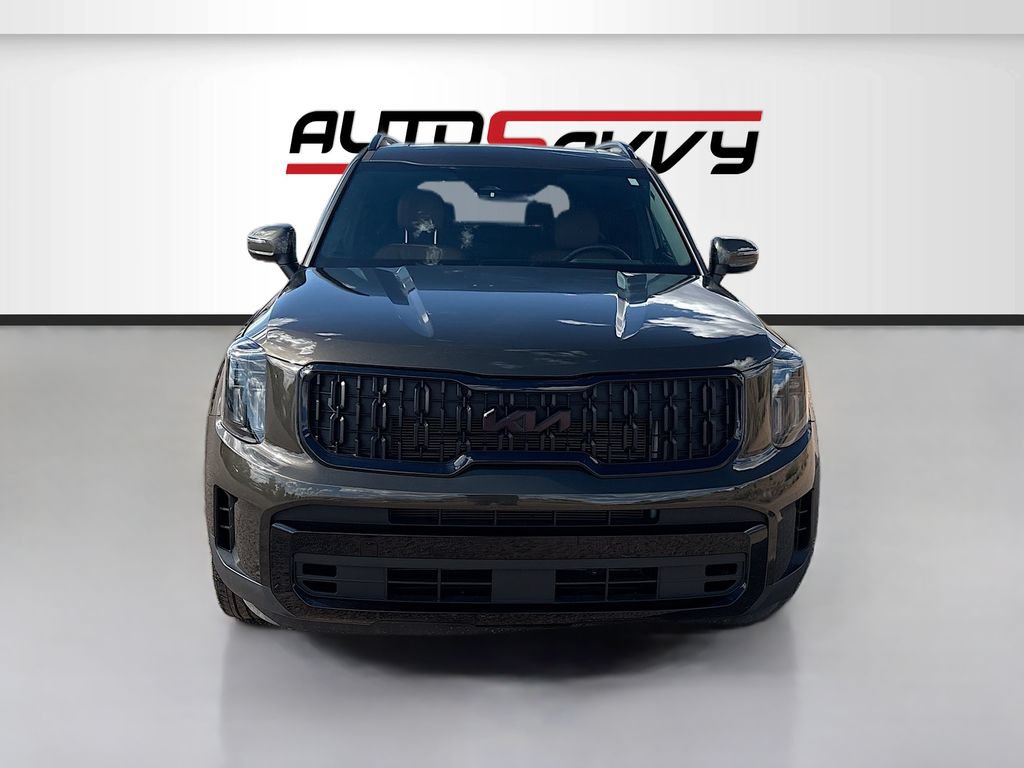 Used 2025 Kia Telluride EX X-Line AWD/4WD image 2
