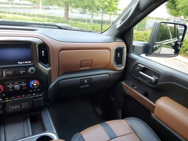 Used 2023 Chevrolet Silverado 3500 High Country AWD/4WD image 15