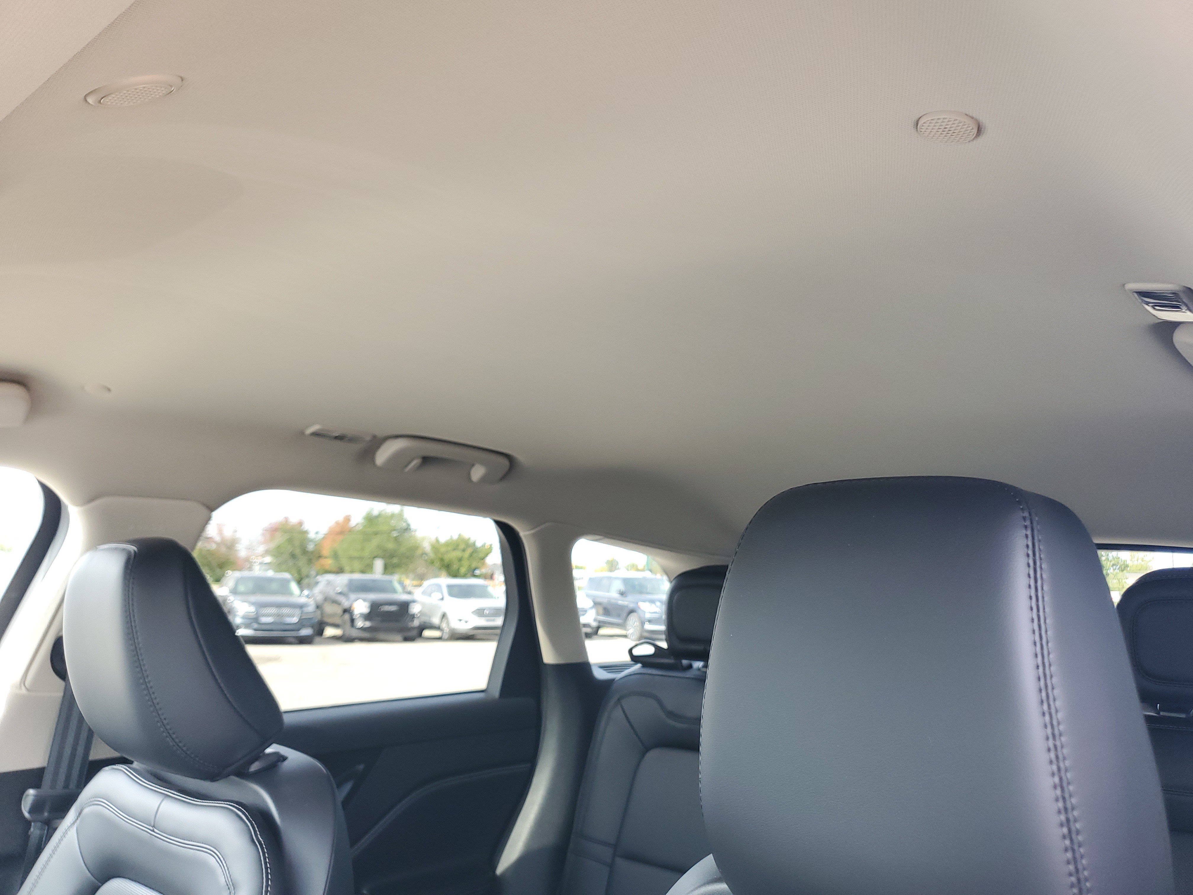 Used 2024 Lincoln Corsair AWD w/ Equipment Group 101A image 11