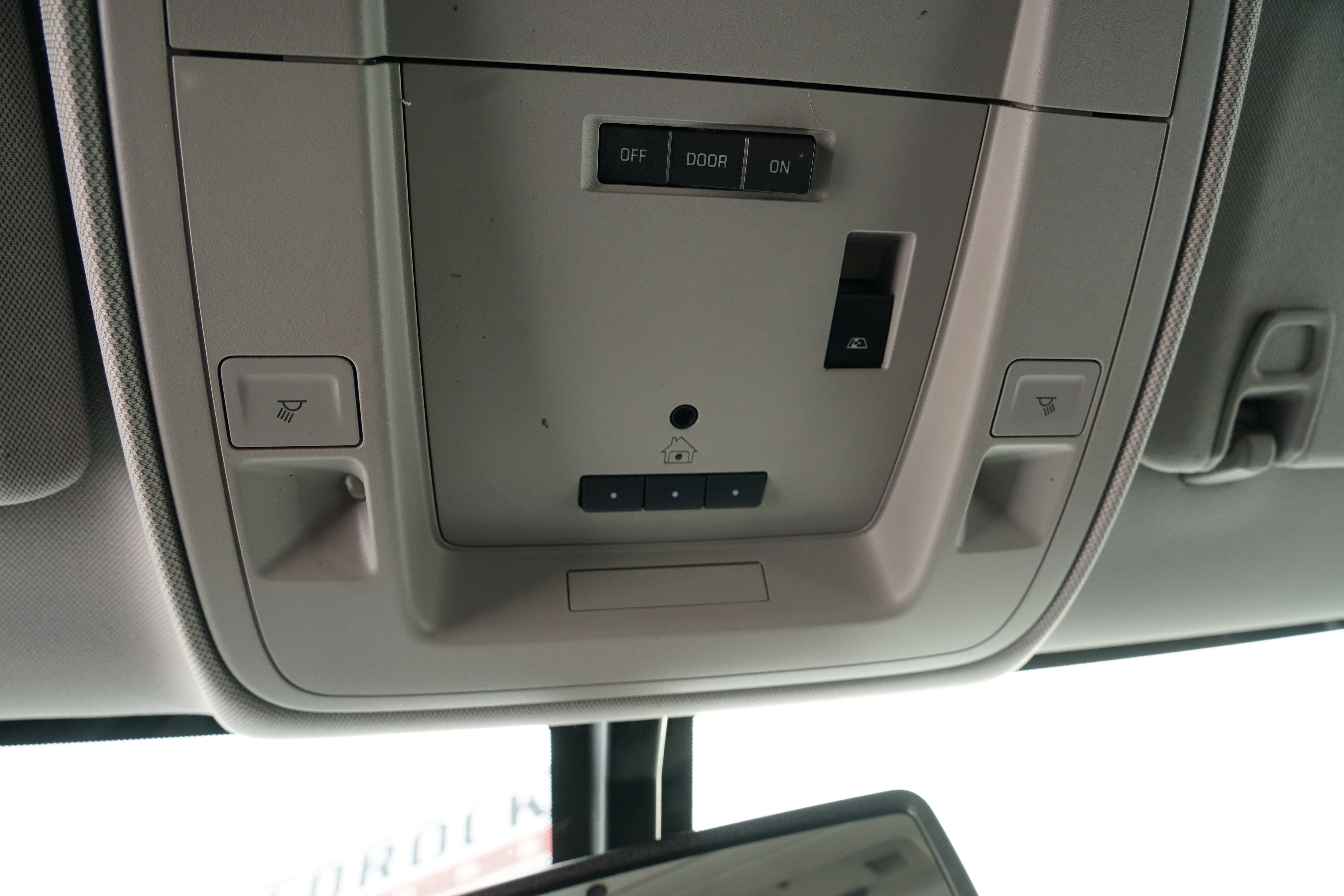 Used 2018 Chevrolet Silverado 3500 LTZ w/ Duramax Plus Package image 34