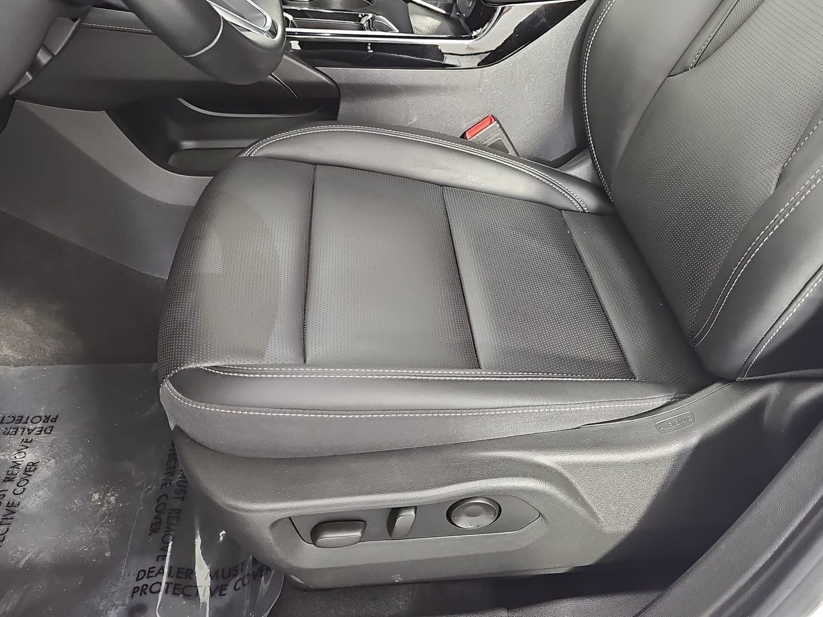 Used 2024 Buick Envision Preferred AWD/4WD image 27