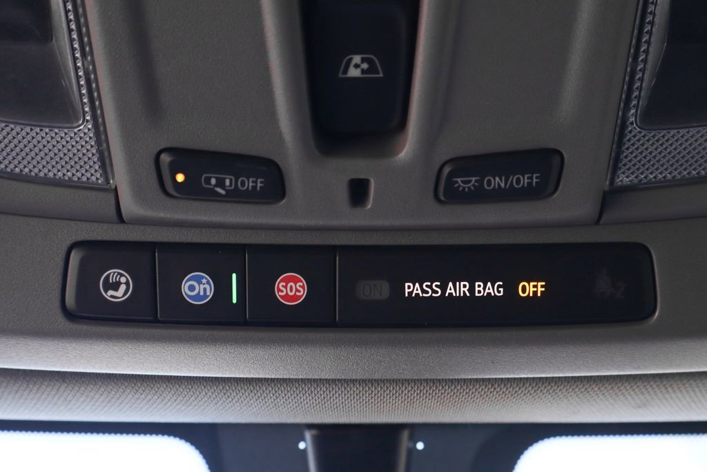 Used 2021 Chevrolet Silverado 2500 LTZ w/ LTZ Convenience Package image 32