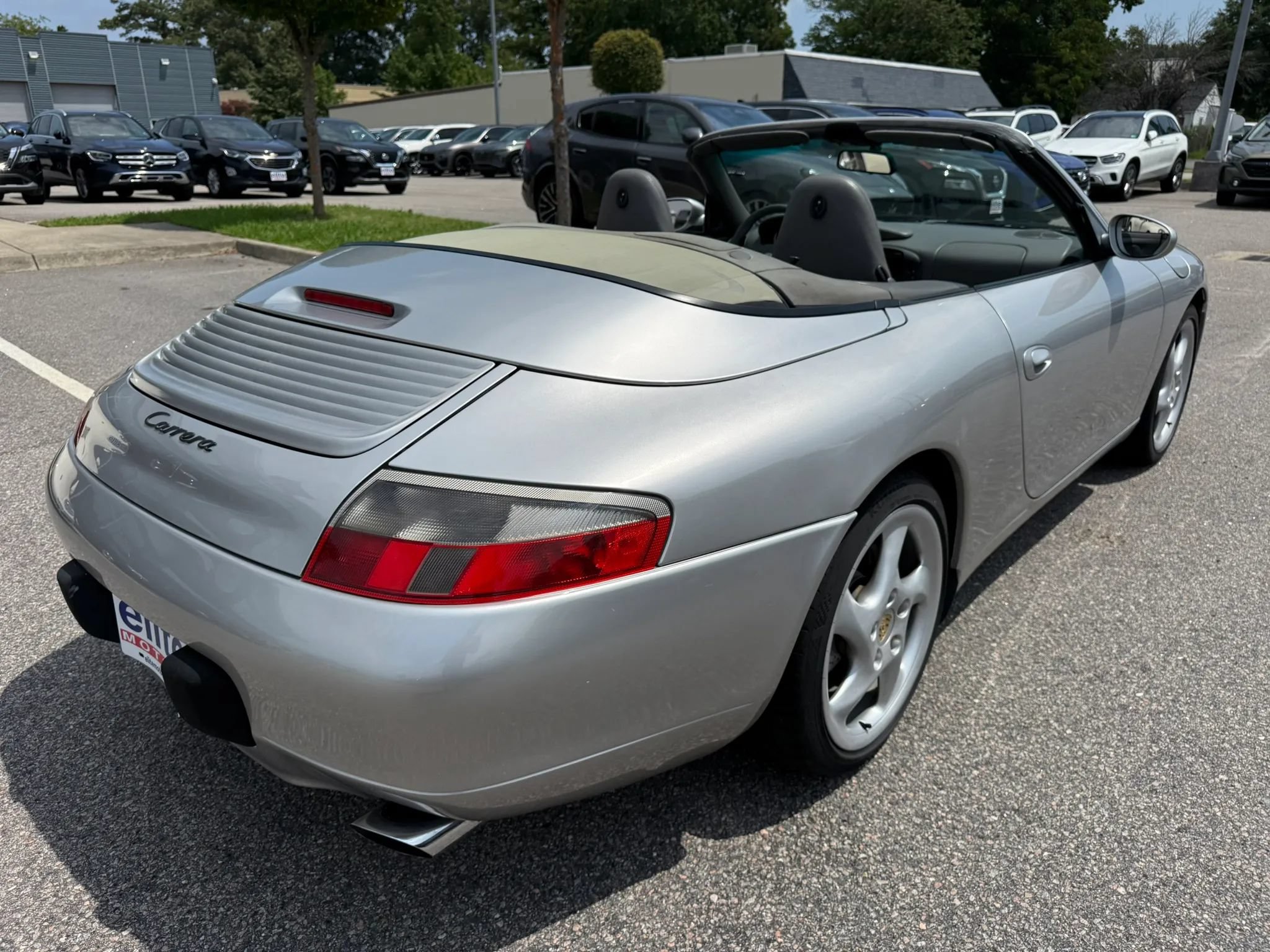 Used 1999 Porsche 911 Cabriolet image 11
