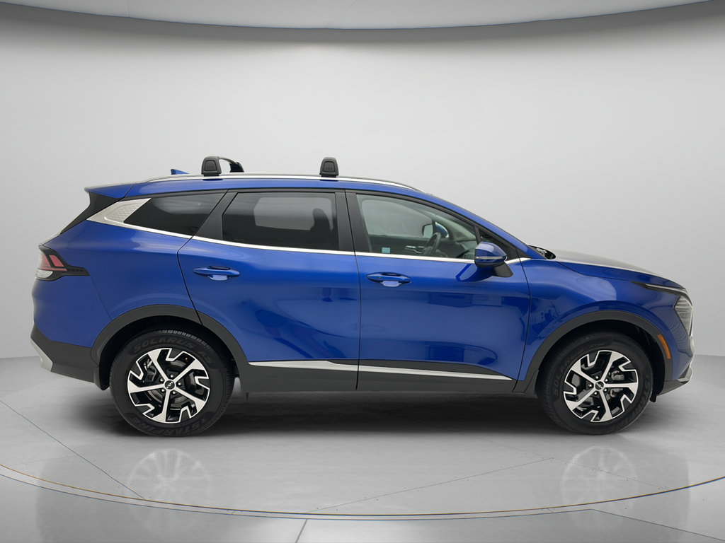 Used 2024 Kia Sportage EX AWD/4WD image 6