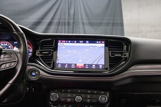 Used 2023 Dodge Durango GT image 28