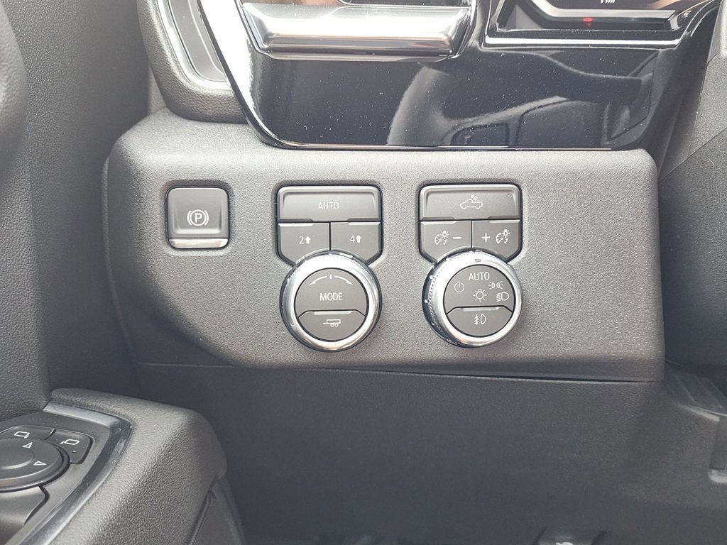 New 2026 GMC Sierra 1500 Elevation image 19