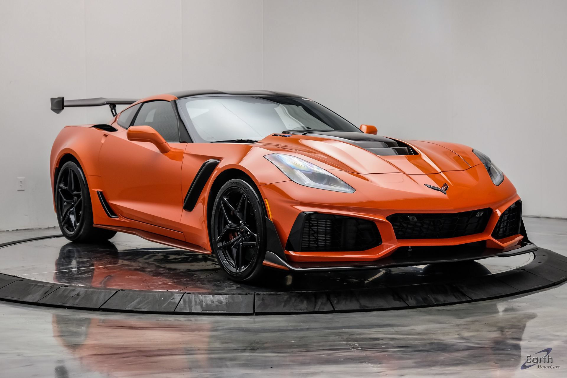 Used 2019 Chevrolet Corvette ZR1 RWD image 30