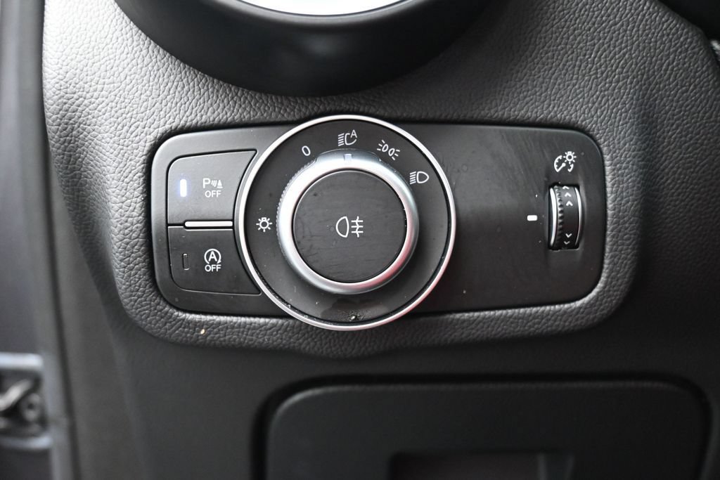 Used 2022 Alfa Romeo Stelvio Veloce AWD/4WD image 19