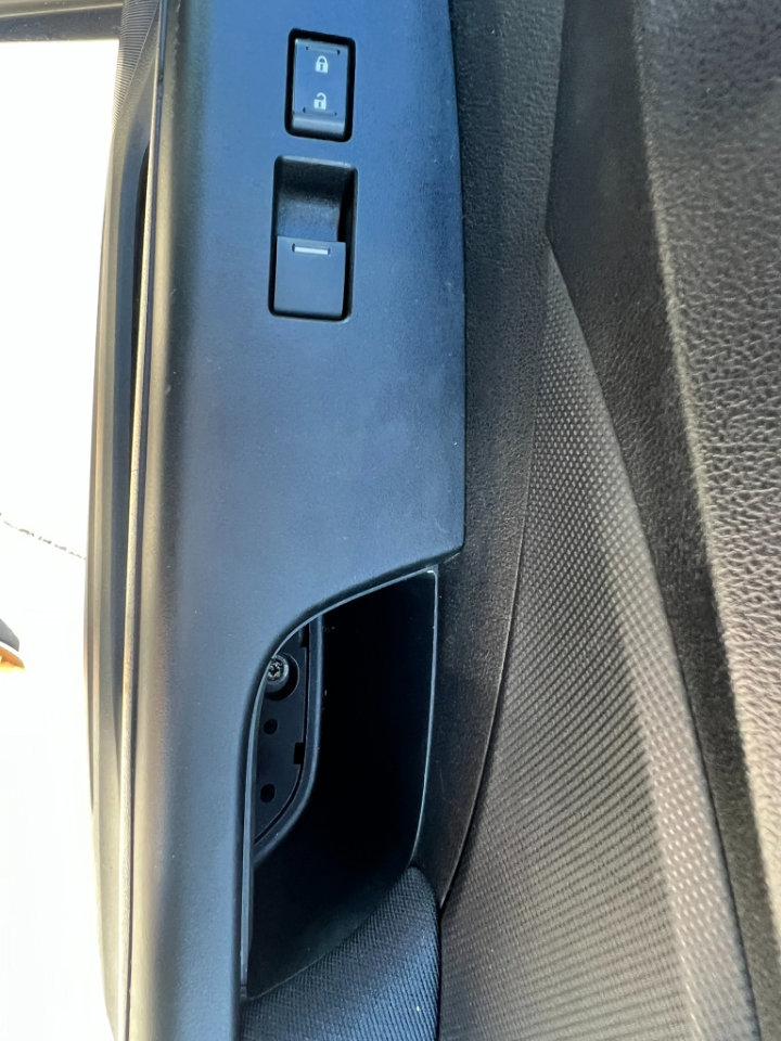 Used 2015 Honda CR-V LX image 31