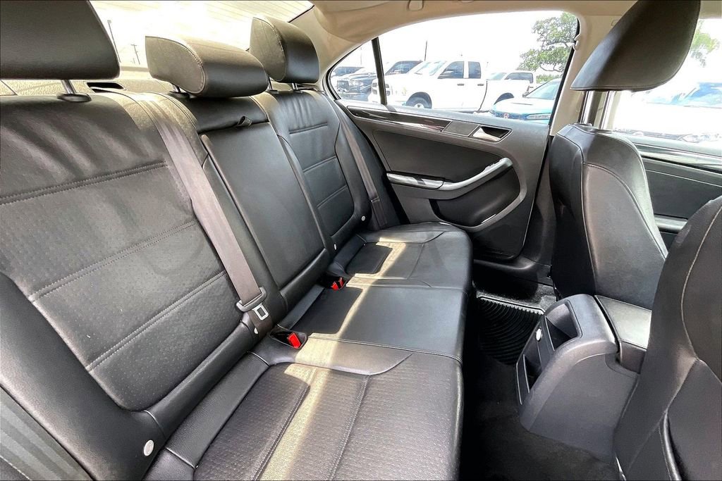 Used 2016 Volkswagen Jetta SEL image 22