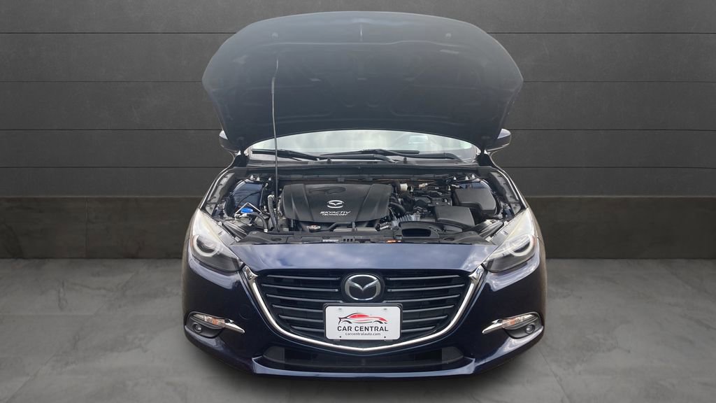 Used 2017 MAZDA MAZDA3 Grand Touring w/ Premium Equipment Package FWD image 9