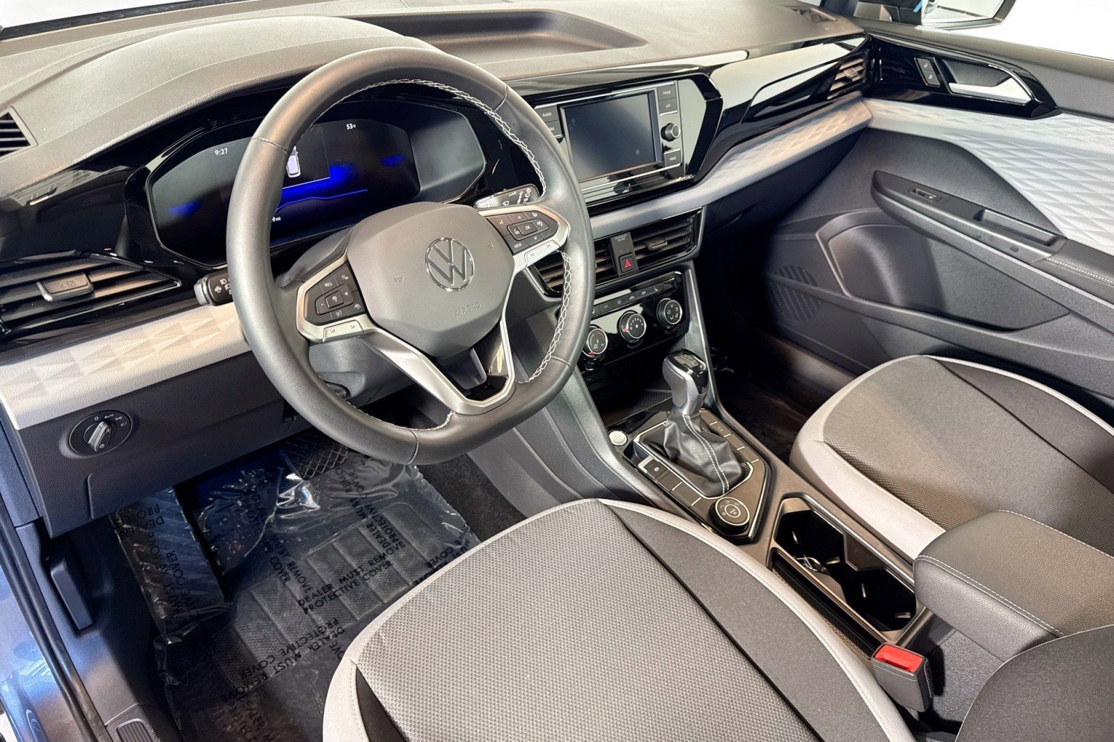 Used 2024 Volkswagen Taos S image 9