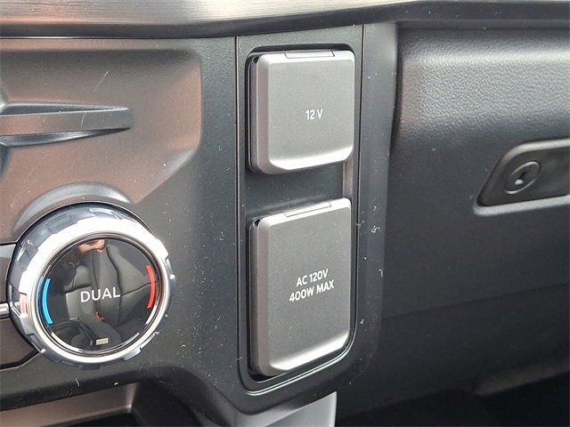 New 2026 Ford F250 Lariat w/ Black Appearance Package image 17