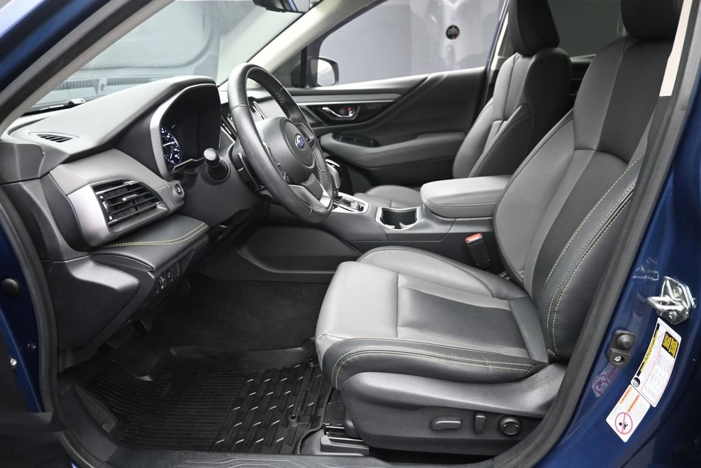 Used 2020 Subaru Outback Onyx Edition XT w/ Popular Package #2 AWD/4WD image 16