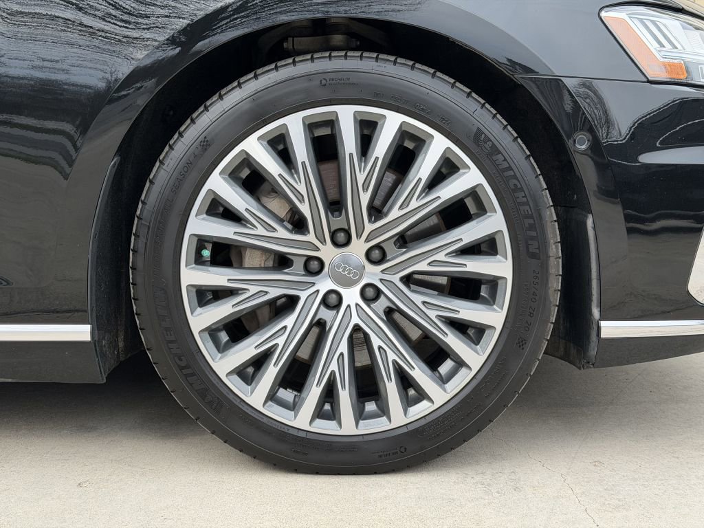 Used 2019 Audi A8 L 3.0T w/ Luxury Package image 18