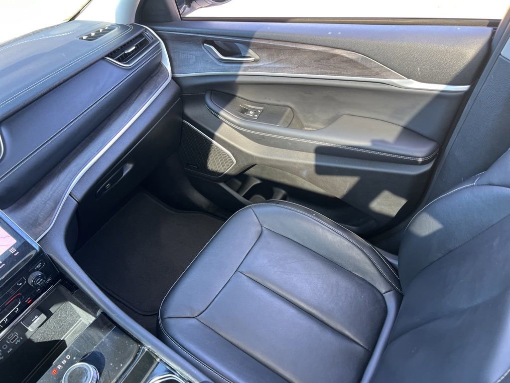 Used 2021 Jeep Grand Cherokee L Limited image 27