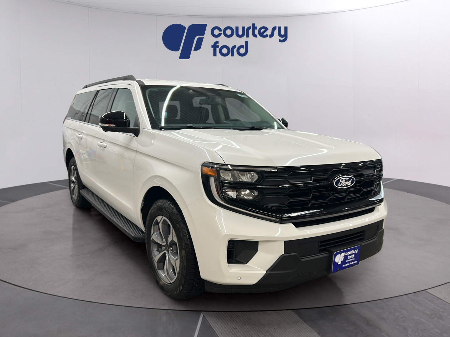 New 2027 Ford Expedition Max Active AWD/4WD image 1