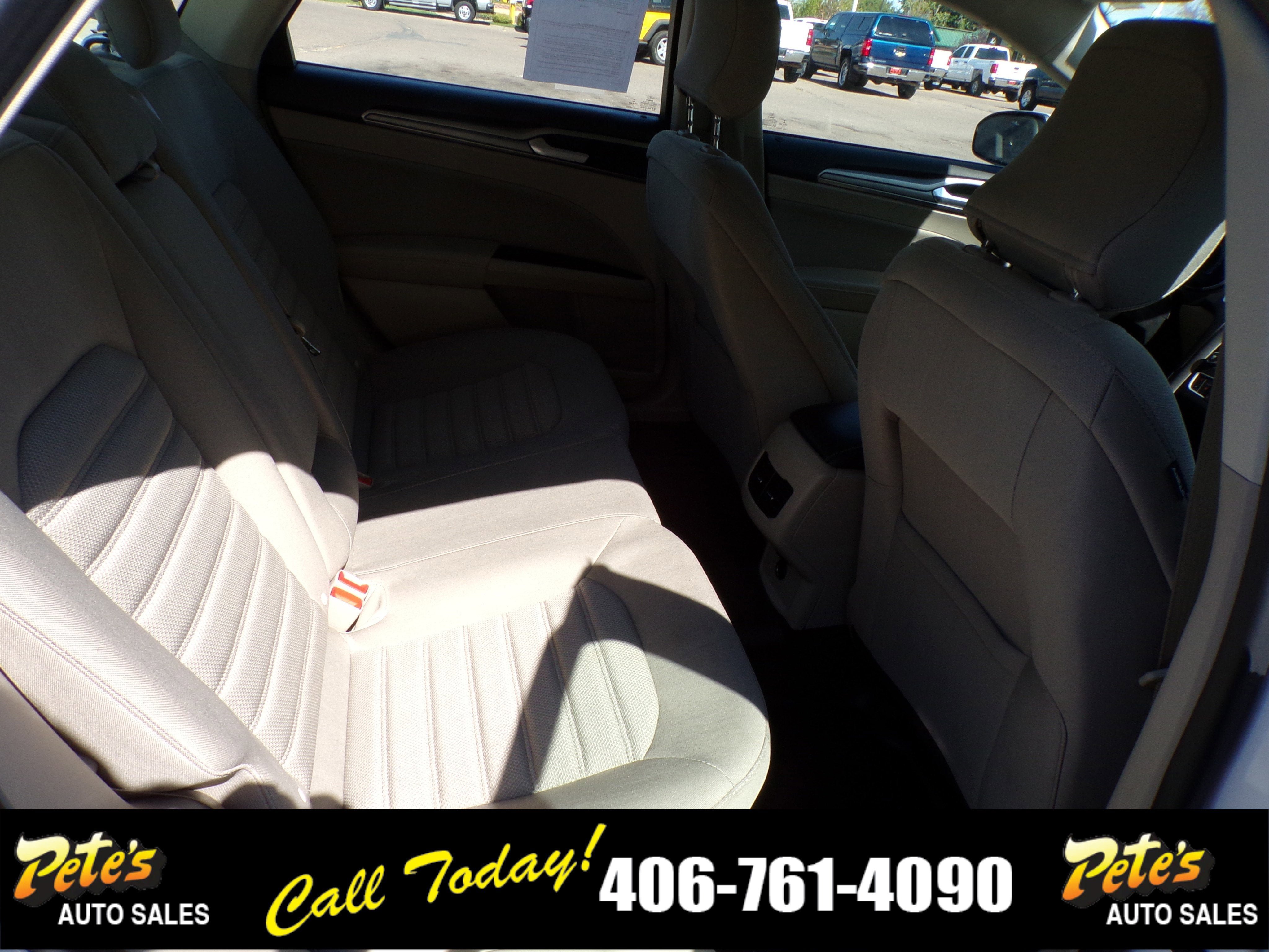 Used 2019 Ford Fusion SE AWD/4WD image 14
