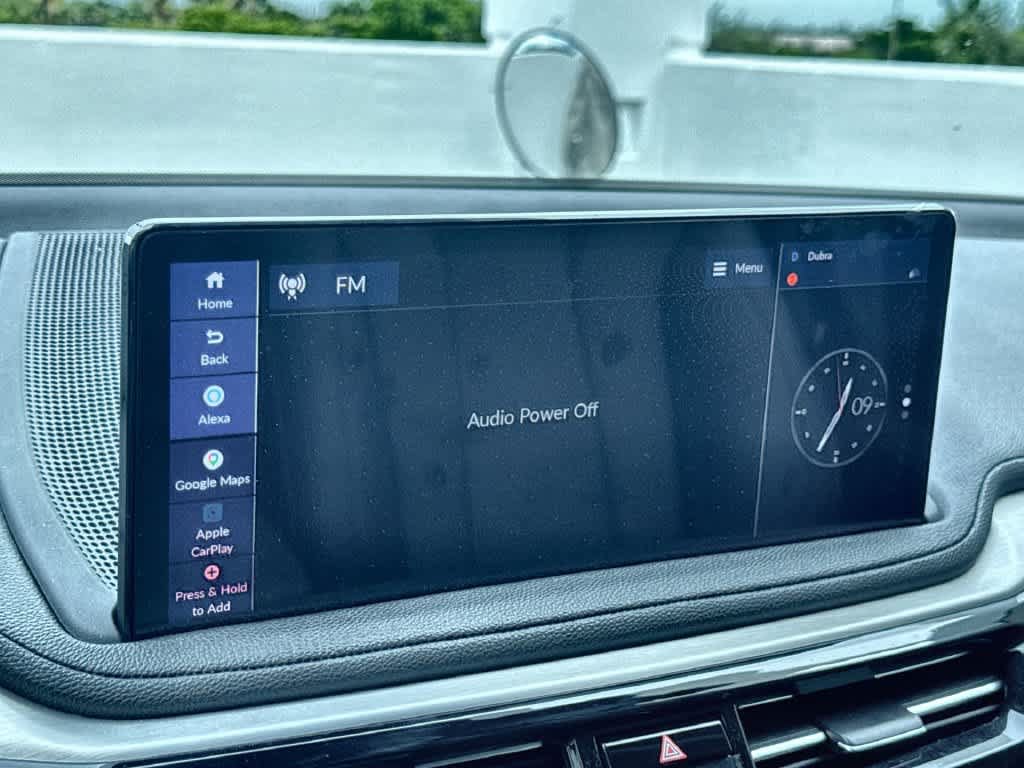 Used 2025 Acura MDX FWD image 18