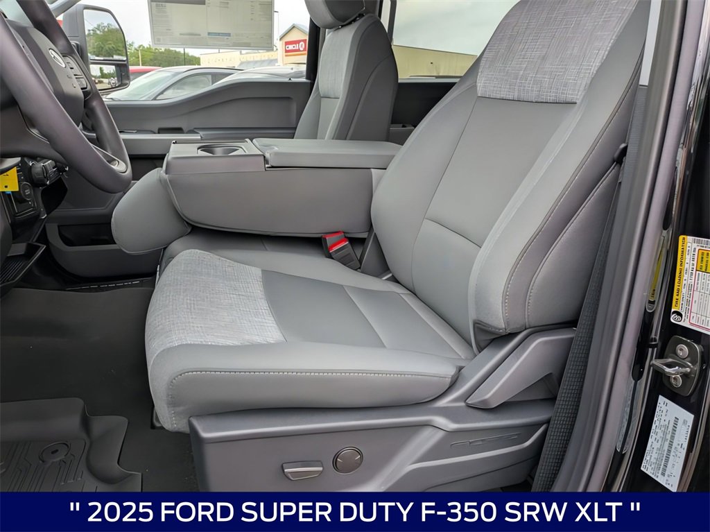New 2025 Ford F350 XLT w/ 360-Degree Camera Package image 12