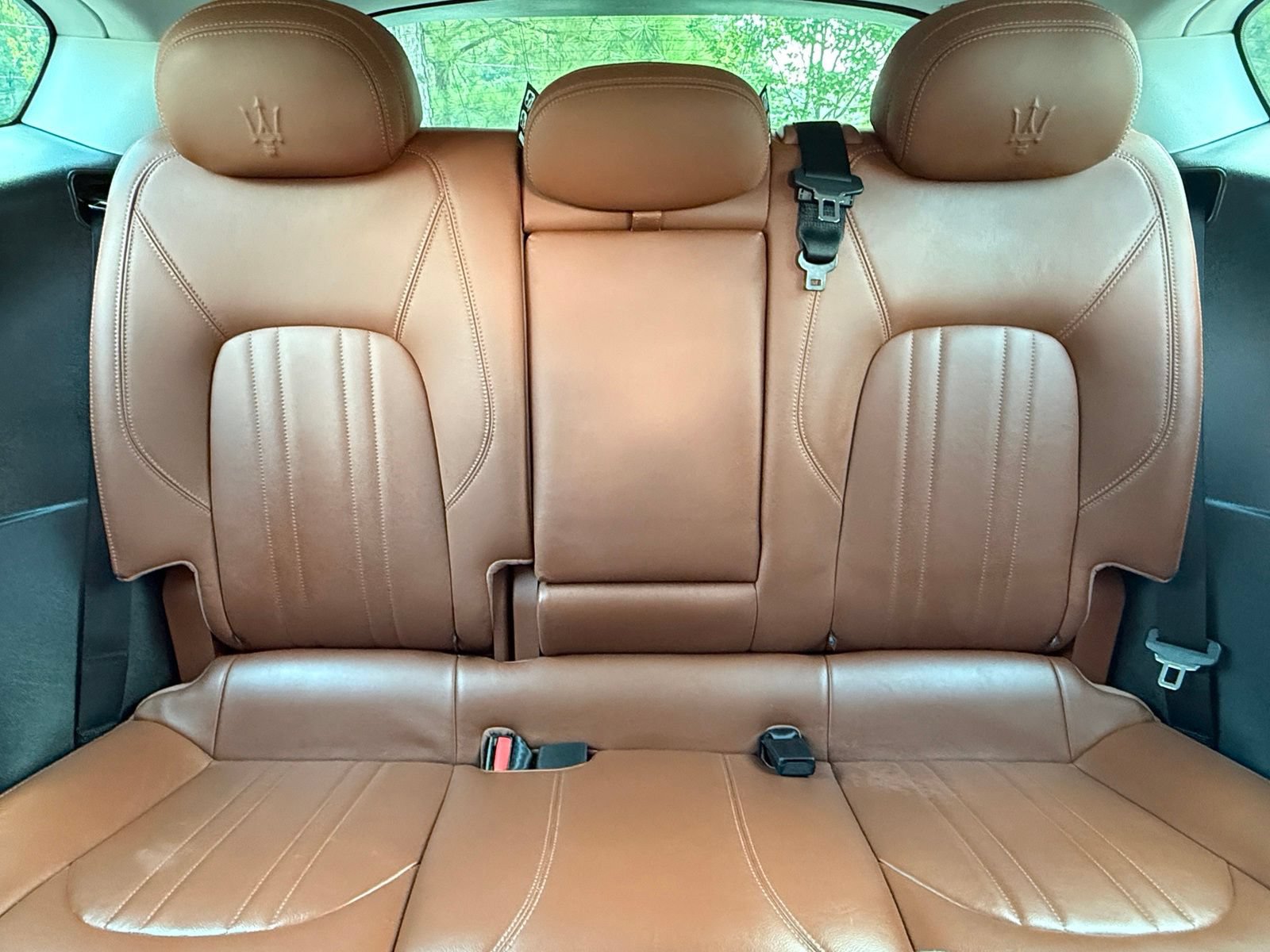 Used 2017 Maserati Levante AWD/4WD image 41