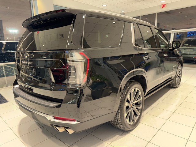 Used 2025 Chevrolet Tahoe High Country image 3