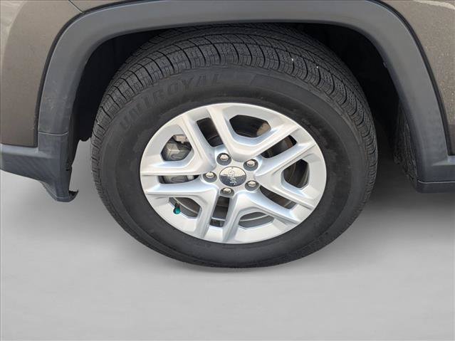 Used 2020 Jeep Compass Sport FWD image 21