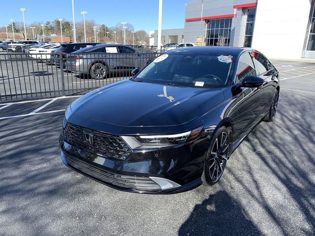 Used 2025 Honda Accord Touring image 4