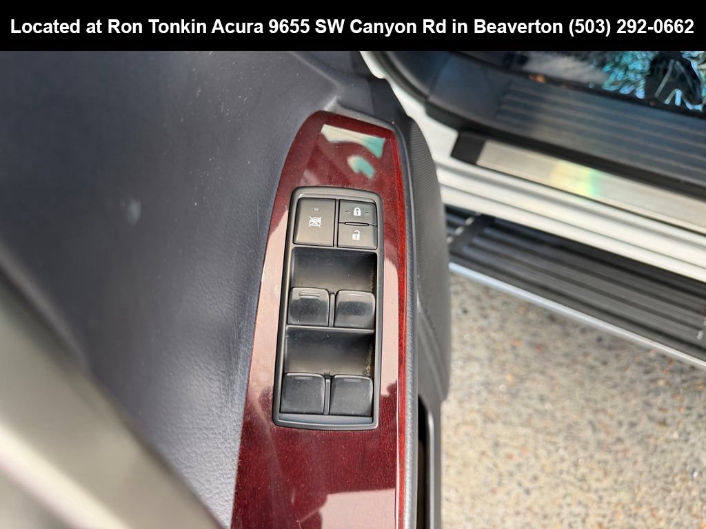 Used 2016 Lexus GX 460 w/ Premium Package AWD/4WD image 12