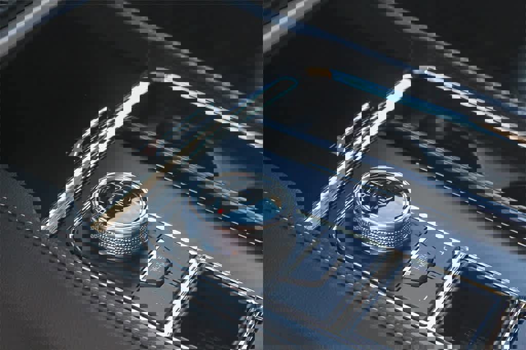 Used 2024 Ford Expedition XLT image 26