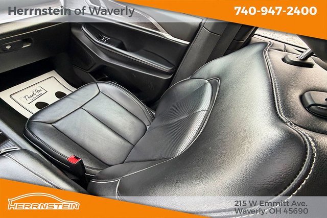 Used 2024 Jeep Grand Cherokee L Limited w/ Luxury Tech Group II image 11