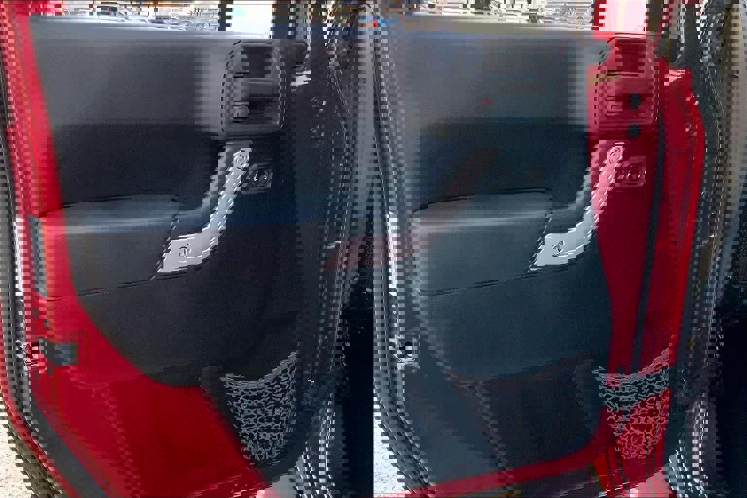 Used 2012 Jeep Wrangler Unlimited Sahara w/ Connectivity Group image 18